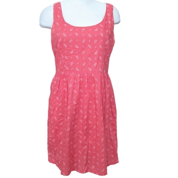 Levi's Dresses & Skirts - Levi's Paisley Print Sleeveless Fit & Flare Dress with Side Seam Pockets…